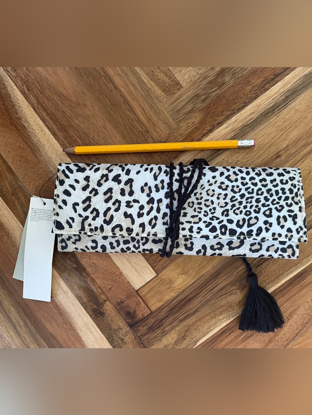 CHICO’S Leopard Cheetah Print Foldover Travel Jewelry Case with Tassel Wrap NWT - Picture 3 of 11